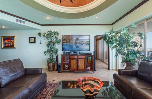 Bella Vista House | One-Of-A-Kind Penthouse Luxurious Massive Ocean Front Condo