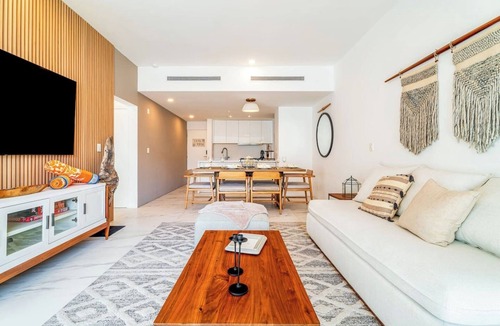 El Medano Ejidal Condo | Opulence in Cabo is Waiting, Amplify Your Vacation.