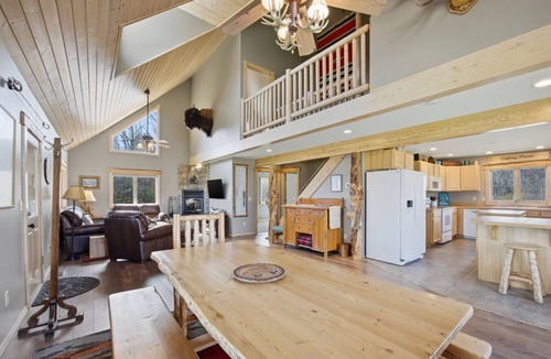 Florence House | Osprey Riverfront Cabin