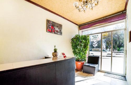 San Luis Potosi Hotel | OYO Hotel Bugambilia, San Luis Potosí