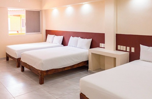 Centro Hotel | OYO Hotel La Playa