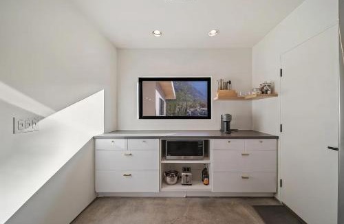 Chino Canyon House | Palm Springs Haven - Pool, Hot Tub & Mountain Views