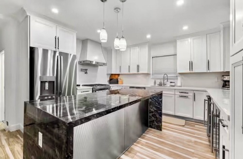 Palmdale House | Palmdale Desert Oasis – 5BR Family Home