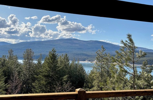 Rexford Cottage | Panoramic Lake Koocanusa View from The Eagles Nest at Abayance Bay