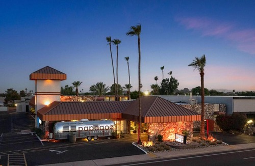 South Scottsdale Hotel | Papago Scottsdale by Reside, Trademark Collection by Wyndham