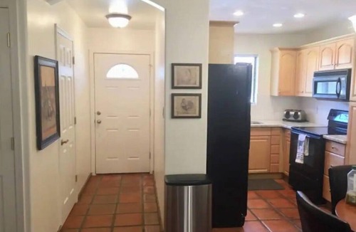 Papago Parkway Condo | Paradise in the Desert