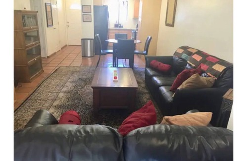 Papago Parkway Condo | Paradise in the Desert