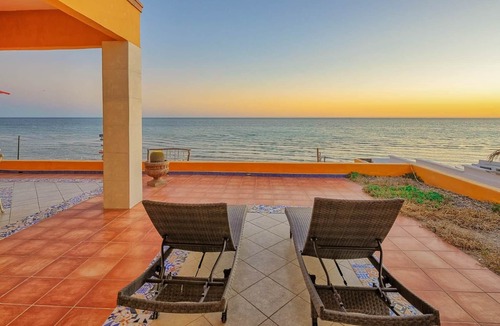 Las Conchas House | Paraiso Del Mar (Entire Property for 13+ Guests)