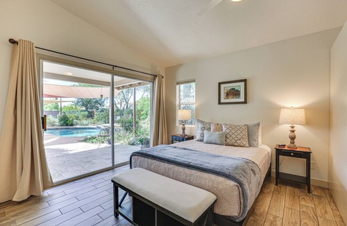 Paradise Valley Village Cottage | Patio & Pool Access: Sunny Phoenix Casita!