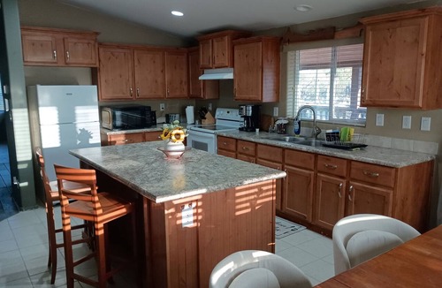 Picture Rocks House | Peaceful country escape: 2-bedrooms, 30 minutes to downtown and horse-friendly.