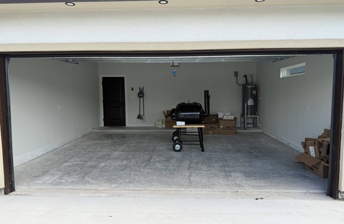 Arroyo City House | Peaceful Family & Pet-Friendly Getaway, Great for Fishing Trips & Group Fun
