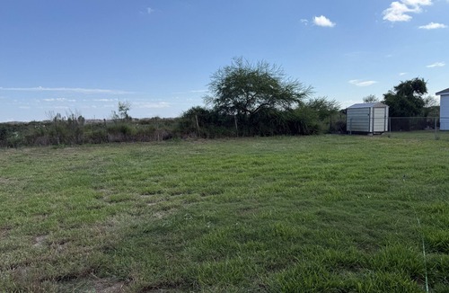 Arroyo City House | Peaceful Family & Pet-Friendly Getaway, Great for Fishing Trips & Group Fun