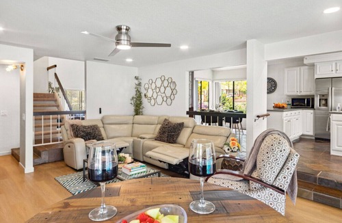 South Redlands Villa | Peaceful Private Retreat In The Heart Of Town!