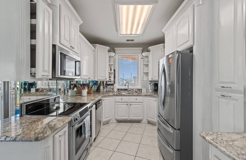 Port Isabel House | Pelican Point Bay on the Water, Boat Slips, View!