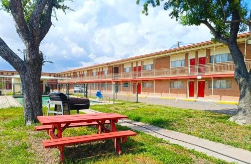 Pharr Hotel | Pen Ann by Capital O Pharr-McAllen TX