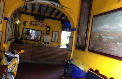 La Paz Hotel | Pension California