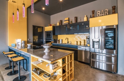 Cerritos Condo | PENTHOUSE 56