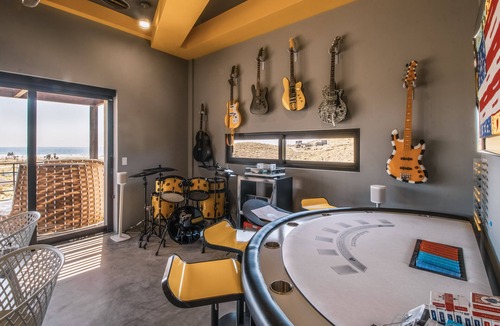 Cerritos Condo | PENTHOUSE 56