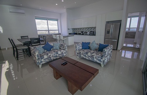 Ferrocarrilera Condo | Penthouse in Torre EME
