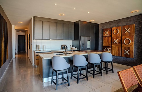 Libertad Apartment | Penthouse Private Rooftop Jacuzzi 24/7 Concierge