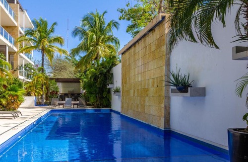 12th Street Apartment | Penthouse with private pool on 12 street
