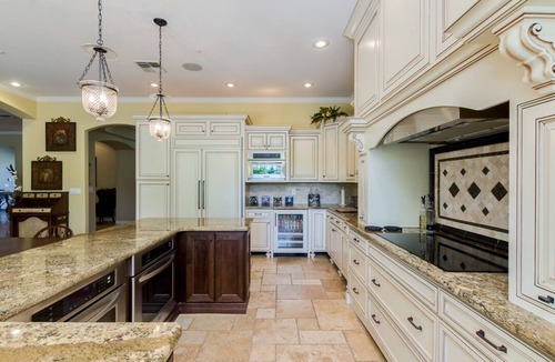 Long Horn Ranch House | Peoria Pool House: resort style event property on grass acre