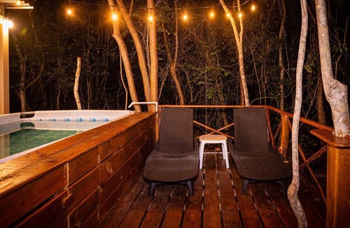 Akumal Cabin | Perfect Party Jungle Getaway with AC and Private Pool.