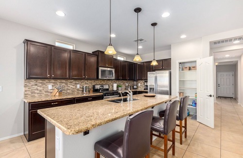 San Tan Valley House | Perfect getaway for up to 6 people! 3 Heated Community Pools & Tennis court!