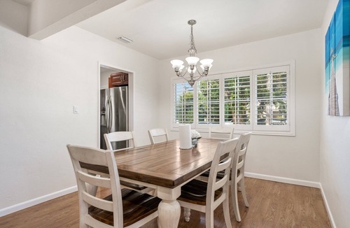 North Long Beach House | Perfect Oasis w/Pool, jacuzzi, close to airports, beach, entertainment & more!