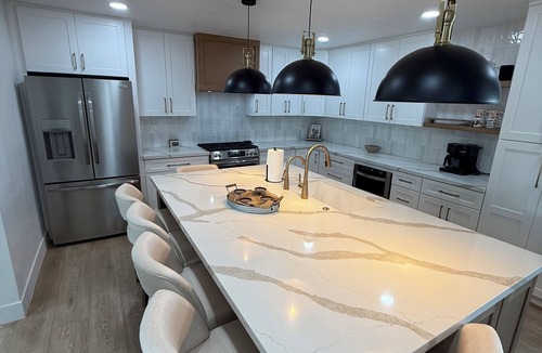 Rural-Geneva House | Pet Friendly Remodeled Pool Home Blocks to ASU & minutes to Old Town Scottsdale