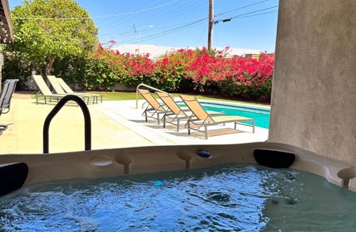 Papago Parkway House | Pet-Friendly Scottsdale Retreat by Leavetown Vacations