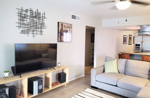 Southwest Village House | Pet friendly Spa Paved w/Backyard Old Town Scottsdale