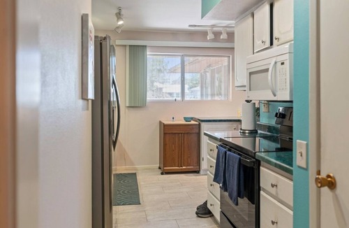 Sun City House | Pet-Friendly Sun City Retreat Near Golf & Shops