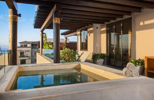 Punta de Mita Apartment | PH Tau Prima Vista in Tau by Mita Residential. Staff, Golf Cart, Ocean & Golf View, Pool