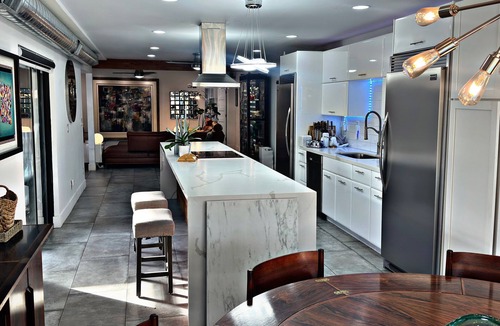 Paradise Gardens House | Phoenix Mid-Century Escape, hot tub, non-heated pool, dog run/family friendly.