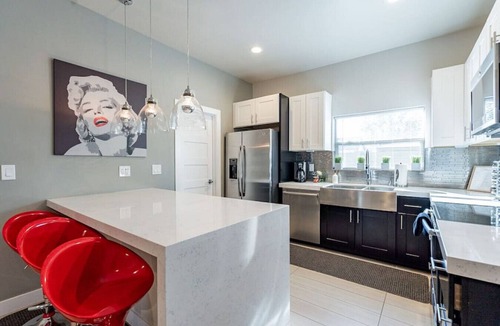 Encanto House | PHX Retreat | 2 Bedroom 2 Bath Home in Historic Neighborhood