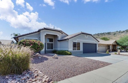 Pinnacle Hill House | Pinnacle Hill Oasis Vacation Rental Glendale AZ, Our Vacation Rentals are not just a vacation home, .