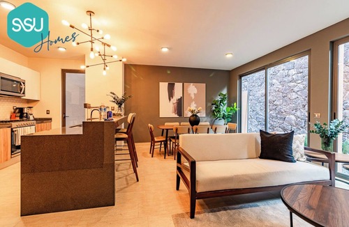El Marques House | Pitahayas Plus House