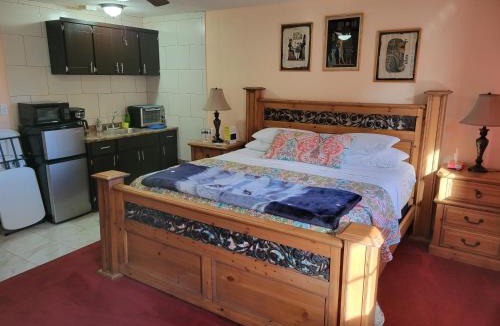 Ensenada Bed & Breakfast | Playa Hermosa Inn at the beach