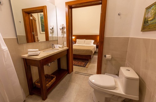 Lourdes Hotel | Plaza Chapala Hotel