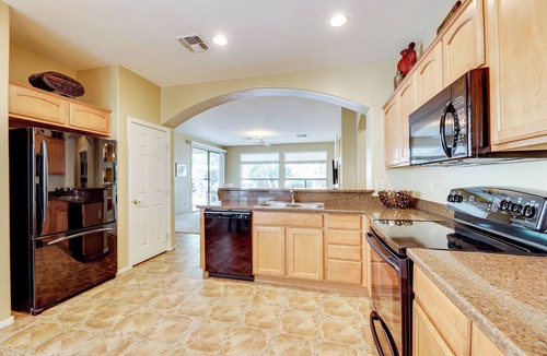 Oakwood House | Pool Access: Oakwood Home in Sun Lakes