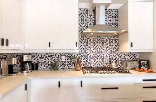 Western Villa House | Pool and Spa Retreat - Walk to Old Town Scottsdale