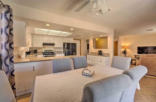 Lake Havasu City Cottage | Pool & Boat Parking 1 mi to Lake
