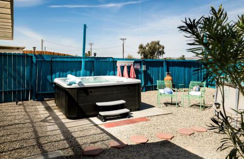 Twentynine Palms House | Pool Spa Stargazing Stylish Mid-Century Home Near Joshua Tree National Park