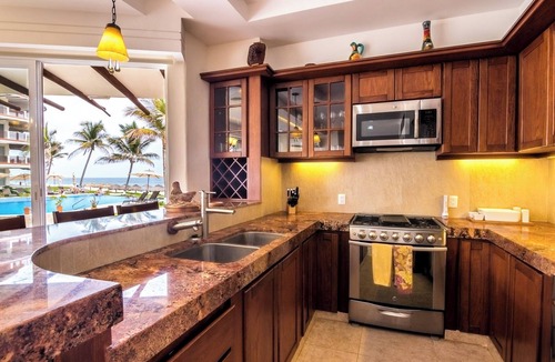 San Pedro Mixtepec Apartment | Poolfront Paradise with Ocean View - 2BR 2BA Condo: Puerto Escondido Vivo Resort