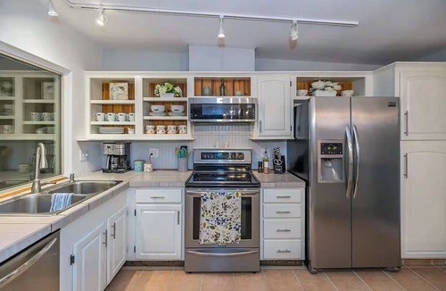 Ranchos De La Canada House | Poolside Oasis, Luscious Gardens, and Spacious 4-bedroom house in Tucson