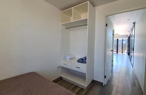 San Carlos Hotel | Precioso contenedor con alberca