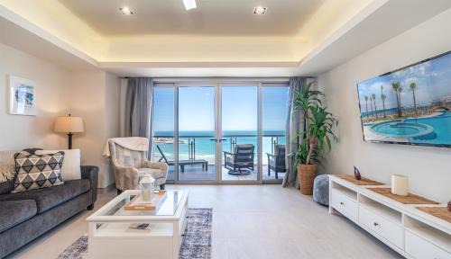 Bella Vista House | Premier Beach Destination Blending Comfort with Luxury