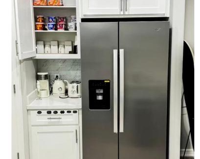 Weslaco Apartment | Premier Luxe Villa