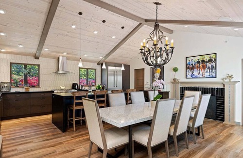 Montecito House | Premium Location Heated Pool & Hot Tub walk to Lower Village